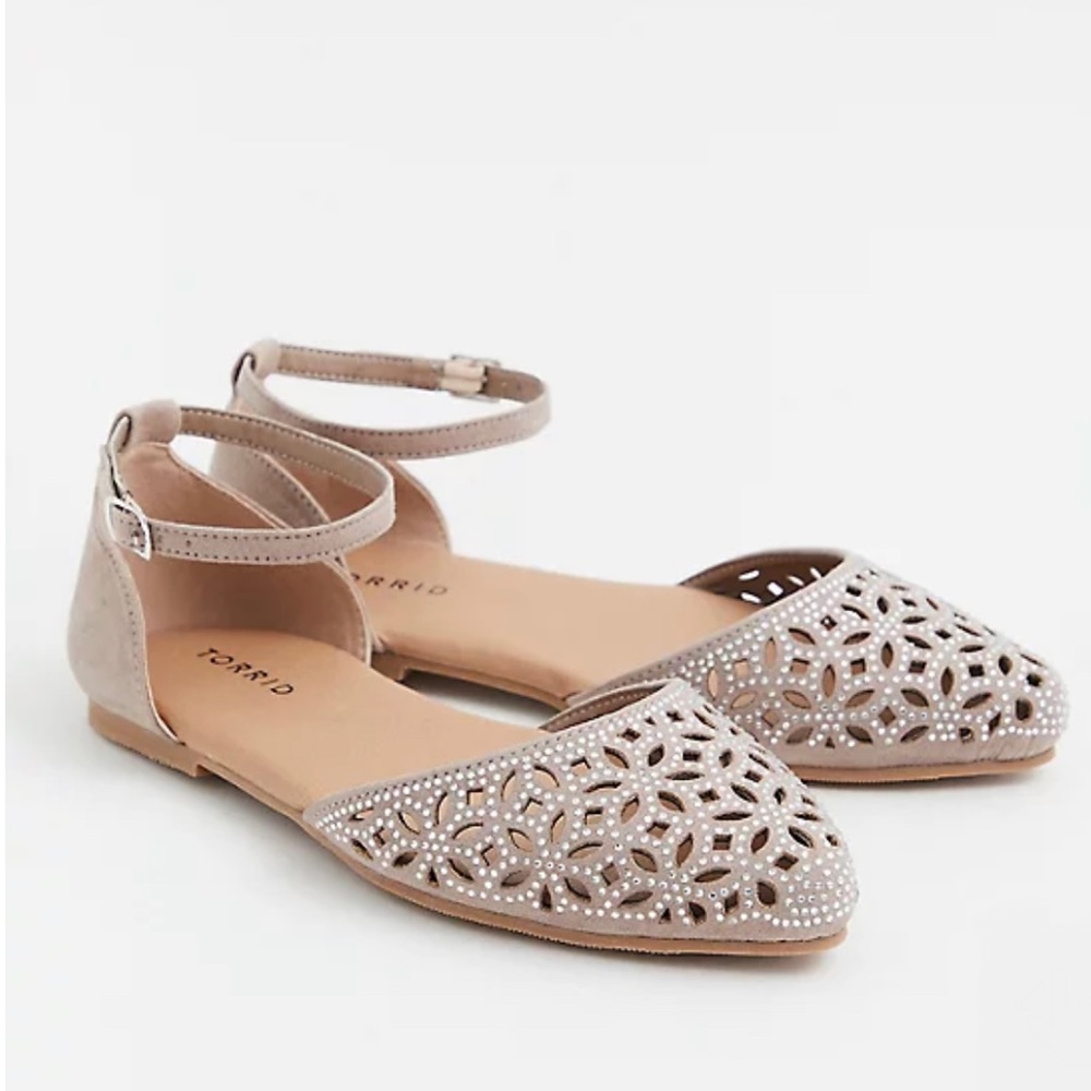 Torrid size 13 shoe embellished